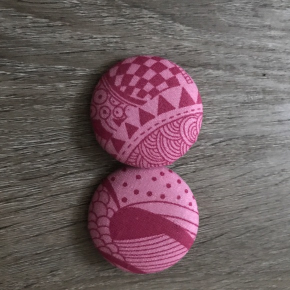 Pink fabric earrings - Picture 1 of 1